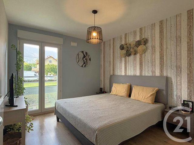 Appartement T3 à vendre - 3 pièces - 67,71 m2 - La Motte Servolex - 73 - RHONE-ALPES
