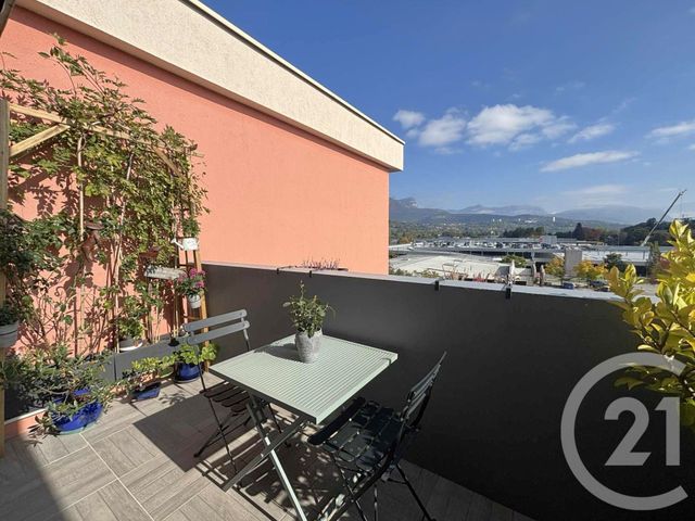 Appartement T3 à vendre - 3 pièces - 67,71 m2 - La Motte Servolex - 73 - RHONE-ALPES