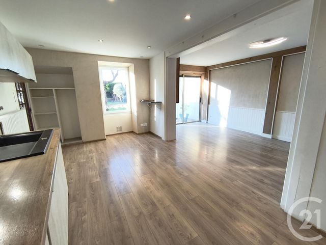 Maison &agrave; louer - 4 pi&egrave;ces - 110,40 m2 - Chambery - 73 - RHONE-ALPES