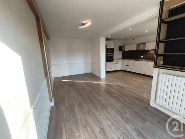 Maison &agrave; louer - 4 pi&egrave;ces - 110,40 m2 - Chambery - 73 - RHONE-ALPES