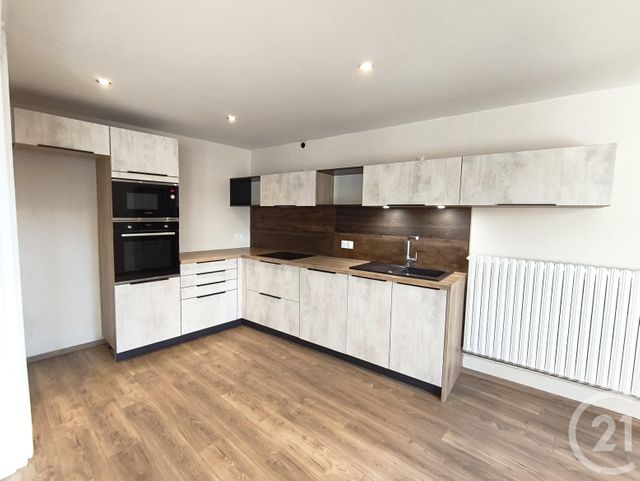 Maison &agrave; louer - 4 pi&egrave;ces - 110,40 m2 - Chambery - 73 - RHONE-ALPES