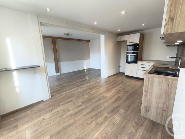 Maison &agrave; louer - 4 pi&egrave;ces - 110,40 m2 - Chambery - 73 - RHONE-ALPES