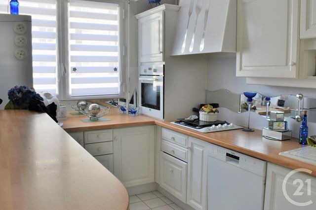 Appartement T2 à louer - 2 pièces - 59,25 m2 - Chambery - 73 - RHONE-ALPES