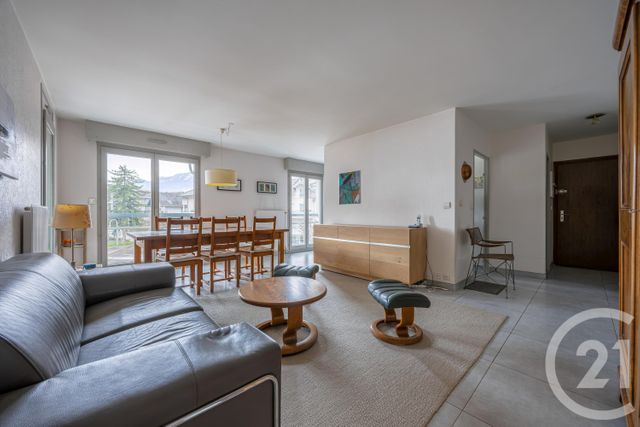 Appartement T4 à vendre CHALLES LES EAUX