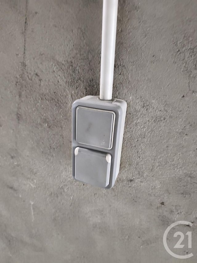 Parking &agrave; louer - 50 m2 - Chambery - 73 - RHONE-ALPES