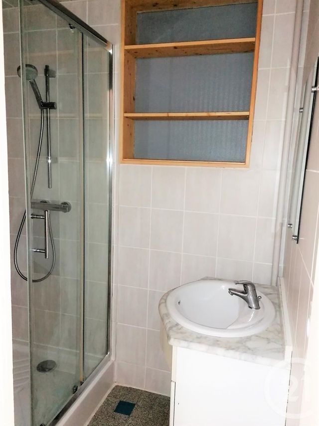 Appartement T3 &agrave; louer - 3 pi&egrave;ces - 54,80 m2 - Chambery - 73 - RHONE-ALPES