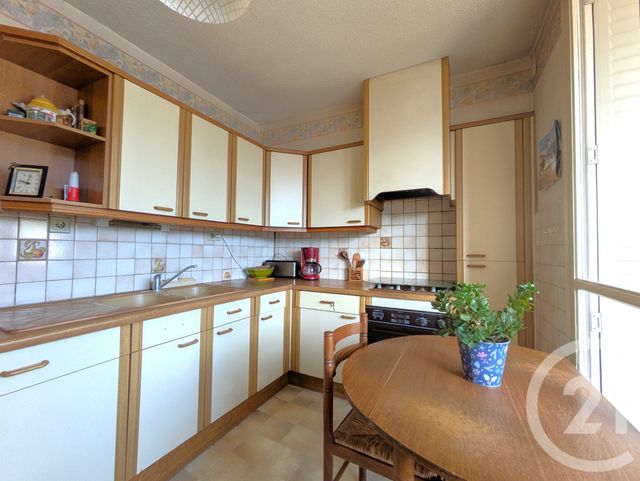 Appartement T3 &agrave; vendre - 3 pi&egrave;ces - 72,01 m2 - Chambery - 73 - RHONE-ALPES