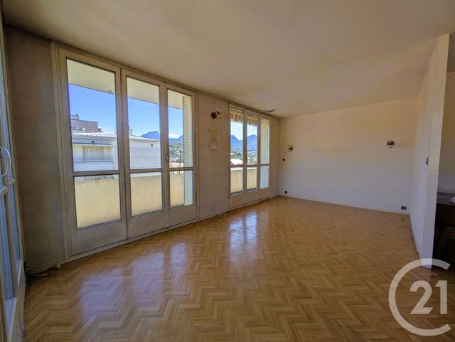 Appartement T3 &agrave; vendre - 3 pi&egrave;ces - 72,01 m2 - Chambery - 73 - RHONE-ALPES