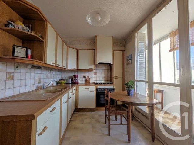 Appartement T3 &agrave; vendre - 3 pi&egrave;ces - 72,01 m2 - Chambery - 73 - RHONE-ALPES