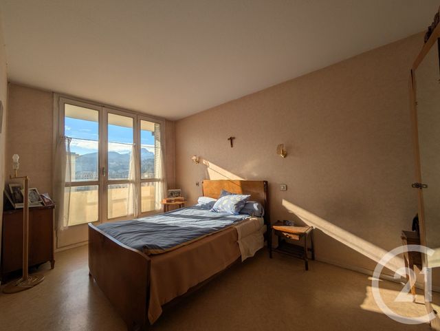 Appartement T3 &agrave; vendre - 3 pi&egrave;ces - 72,01 m2 - Chambery - 73 - RHONE-ALPES