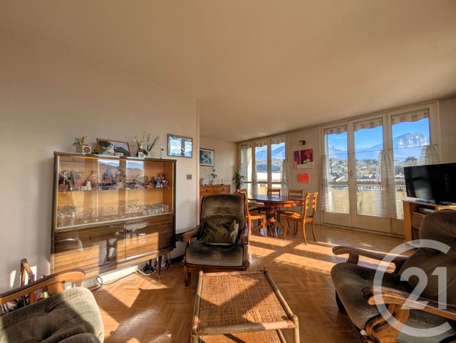 Appartement T3 &agrave; vendre - 3 pi&egrave;ces - 72,01 m2 - Chambery - 73 - RHONE-ALPES