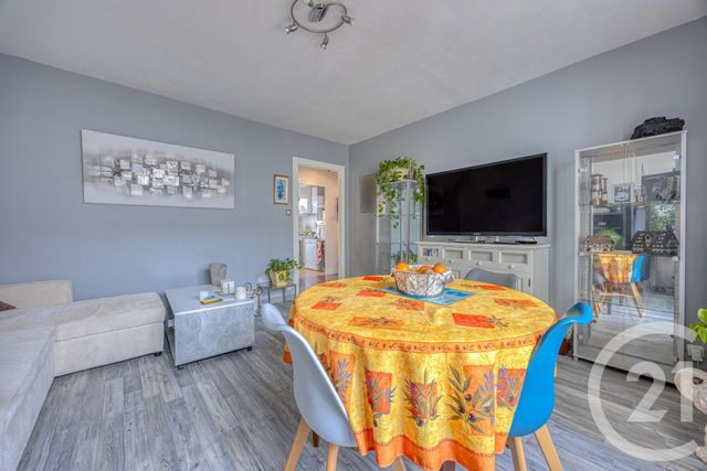 Appartement T4 &agrave; vendre - 4 pi&egrave;ces - 81,37 m2 - Chambery - 73 - RHONE-ALPES