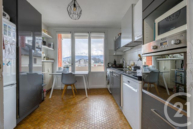 Appartement T4 &agrave; vendre - 4 pi&egrave;ces - 81,37 m2 - Chambery - 73 - RHONE-ALPES