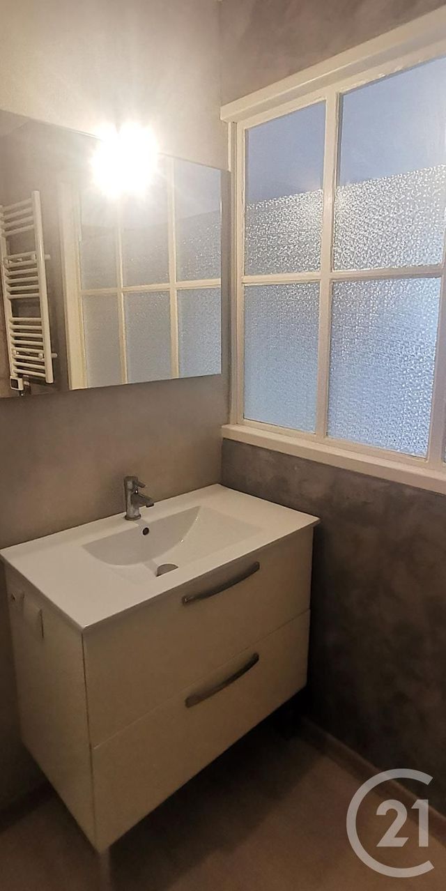 Appartement F2 &agrave; louer - 2 pi&egrave;ces - 34,41 m2 - Chambery - 73 - RHONE-ALPES