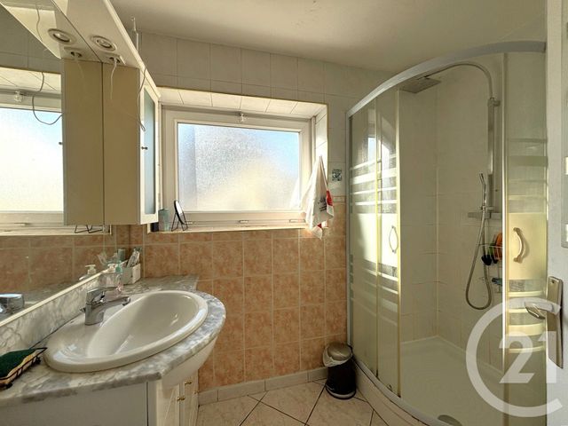 Appartement T4 &agrave; vendre - 4 pi&egrave;ces - 76,04 m2 - Chambery - 73 - RHONE-ALPES