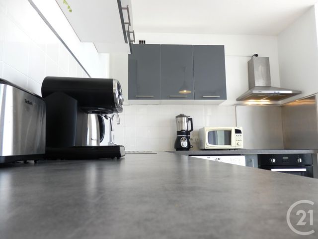 Appartement T3 &agrave; louer - 3 pi&egrave;ces - 70,50 m2 - Chambery - 73 - RHONE-ALPES