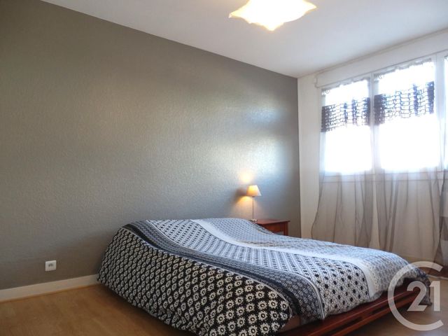 Appartement T3 &agrave; louer - 3 pi&egrave;ces - 70,50 m2 - Chambery - 73 - RHONE-ALPES