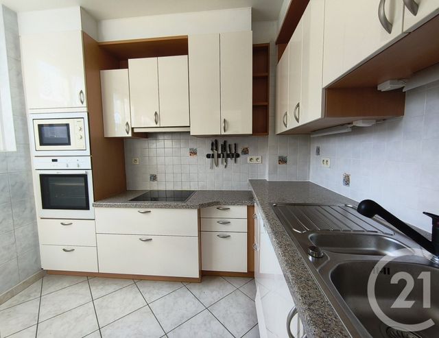 Appartement T3 &agrave; louer - 3 pi&egrave;ces - 70,18 m2 - Chambery - 73 - RHONE-ALPES