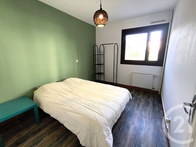 Appartement T3 &agrave; louer - 3 pi&egrave;ces - 70,18 m2 - Chambery - 73 - RHONE-ALPES