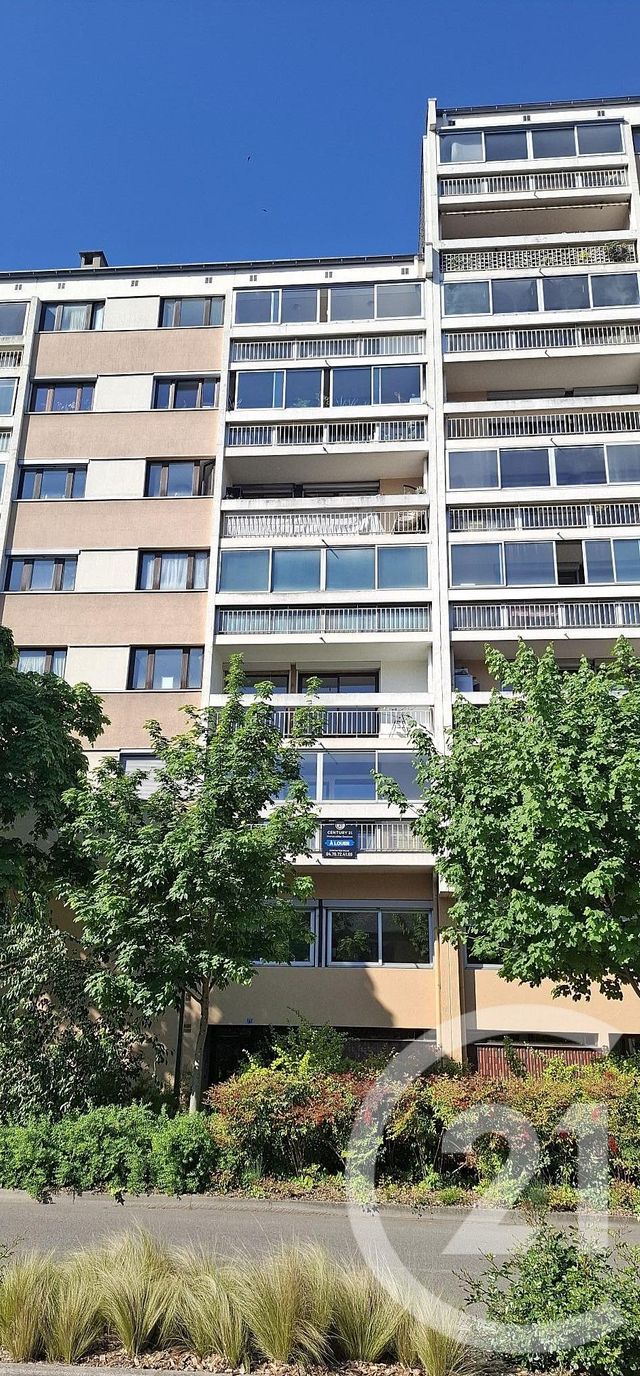 Appartement T3 &agrave; louer - 3 pi&egrave;ces - 70,18 m2 - Chambery - 73 - RHONE-ALPES