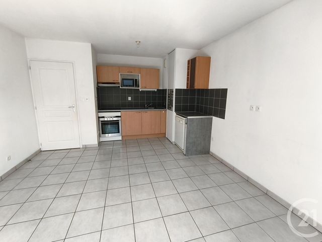 Appartement T3 &agrave; louer - 3 pi&egrave;ces - 58,07 m2 - Chambery - 73 - RHONE-ALPES