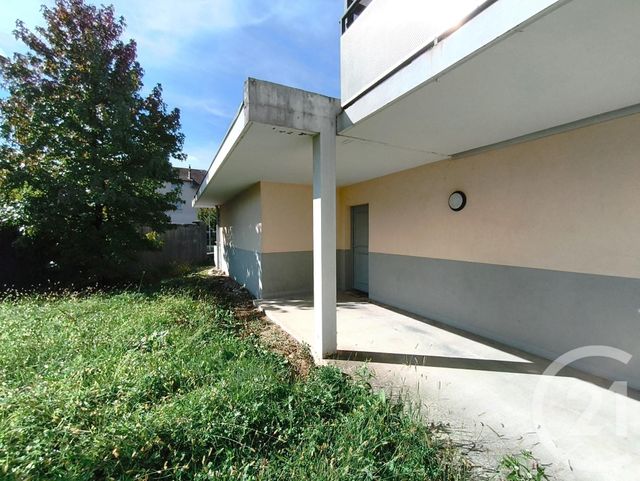 Appartement T3 &agrave; louer - 3 pi&egrave;ces - 58,07 m2 - Chambery - 73 - RHONE-ALPES