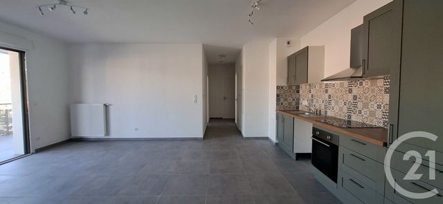 Appartement T4 &agrave; louer - 4 pi&egrave;ces - 91,45 m2 - St Alban Leysse - 73 - RHONE-ALPES