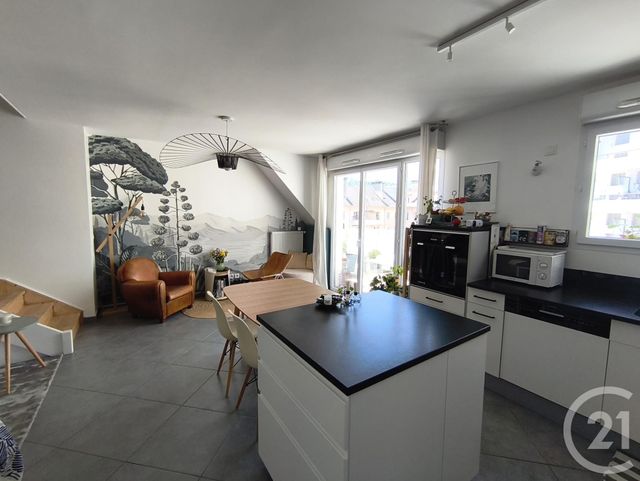 Appartement T4 &agrave; louer - 4 pi&egrave;ces - 87,41 m2 - Chambery - 73 - RHONE-ALPES