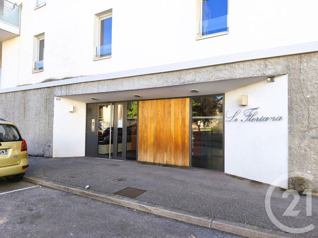 Appartement T4 &agrave; louer - 4 pi&egrave;ces - 87,41 m2 - Chambery - 73 - RHONE-ALPES