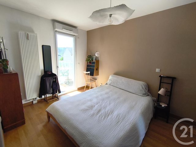 Appartement T4 &agrave; louer - 4 pi&egrave;ces - 87,41 m2 - Chambery - 73 - RHONE-ALPES