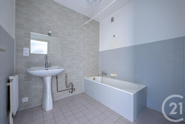 Appartement T4 &agrave; vendre - 4 pi&egrave;ces - 95,13 m2 - Chambery - 73 - RHONE-ALPES