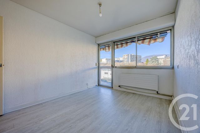 Appartement T3 &agrave; vendre - 3 pi&egrave;ces - 61,11 m2 - Chambery - 73 - RHONE-ALPES