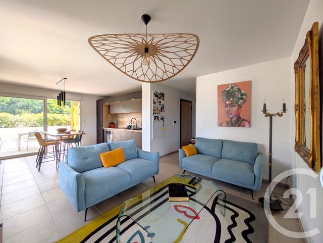 Appartement T3 &agrave; vendre - 3 pi&egrave;ces - 70,47 m2 - Chambery - 73 - RHONE-ALPES