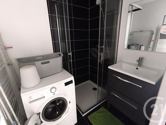 Appartement T3 &agrave; louer - 3 pi&egrave;ces - 47,51 m2 - Chambery - 73 - RHONE-ALPES