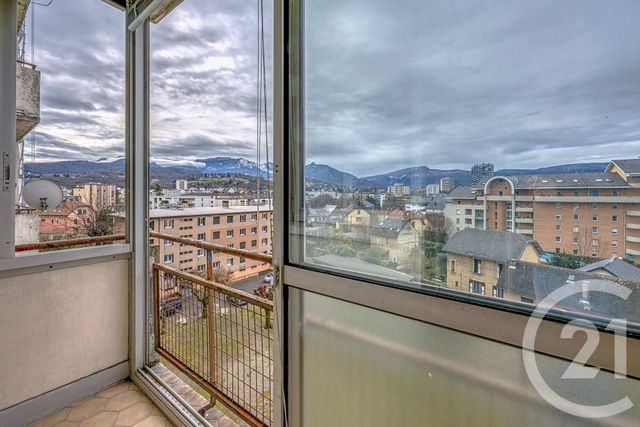 Appartement T3 &agrave; vendre - 4 pi&egrave;ces - 63,80 m2 - Chambery - 73 - RHONE-ALPES