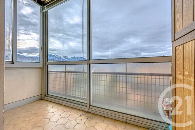 Appartement T3 &agrave; vendre - 4 pi&egrave;ces - 63,80 m2 - Chambery - 73 - RHONE-ALPES