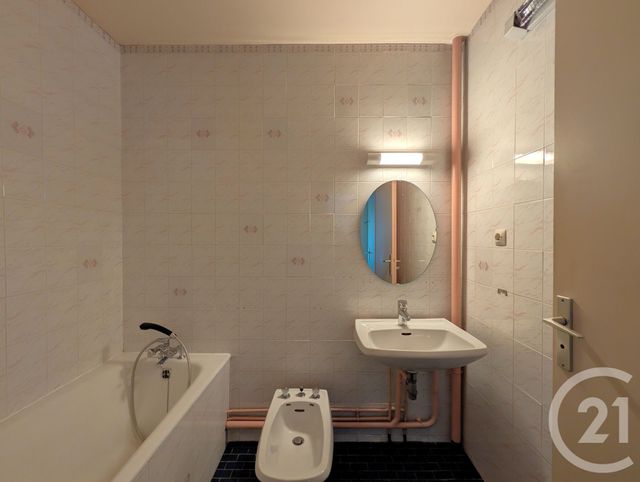 Appartement T2 &agrave; vendre - 2 pi&egrave;ces - 58,69 m2 - Chambery - 73 - RHONE-ALPES