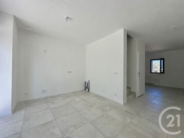 Appartement T3 &agrave; vendre - 3 pi&egrave;ces - 68,81 m2 - Chambery - 73 - RHONE-ALPES