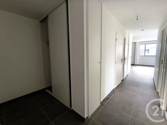 Appartement T3 &agrave; louer - 3 pi&egrave;ces - 70,55 m2 - Cognin - 73 - RHONE-ALPES