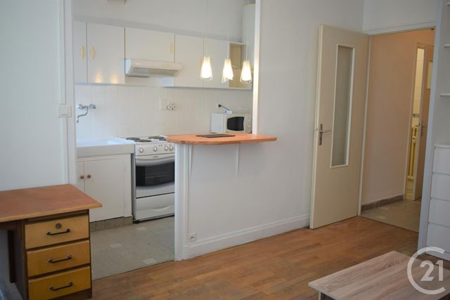 Appartement F1 &agrave; louer - 1 pi&egrave;ce - 25,14 m2 - Chambery - 73 - RHONE-ALPES