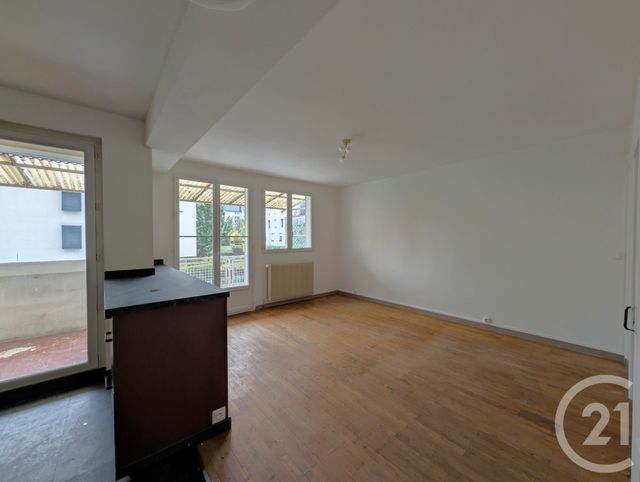 Appartement T3 &agrave; vendre - 3 pi&egrave;ces - 50,70 m2 - Chambery - 73 - RHONE-ALPES