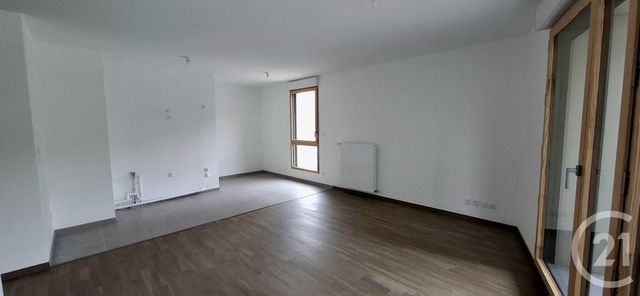 Appartement T3 &agrave; louer - 3 pi&egrave;ces - 64,71 m2 - Chambery - 73 - RHONE-ALPES