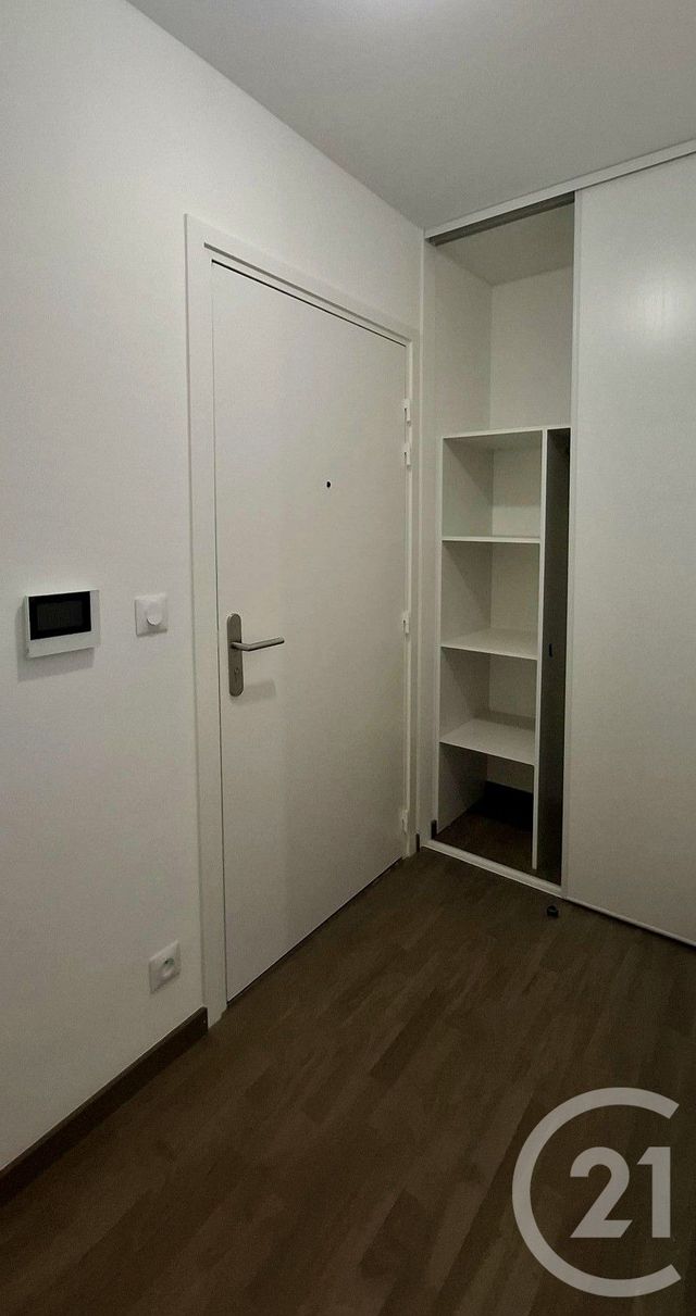 Appartement T3 &agrave; louer - 3 pi&egrave;ces - 64,71 m2 - Chambery - 73 - RHONE-ALPES