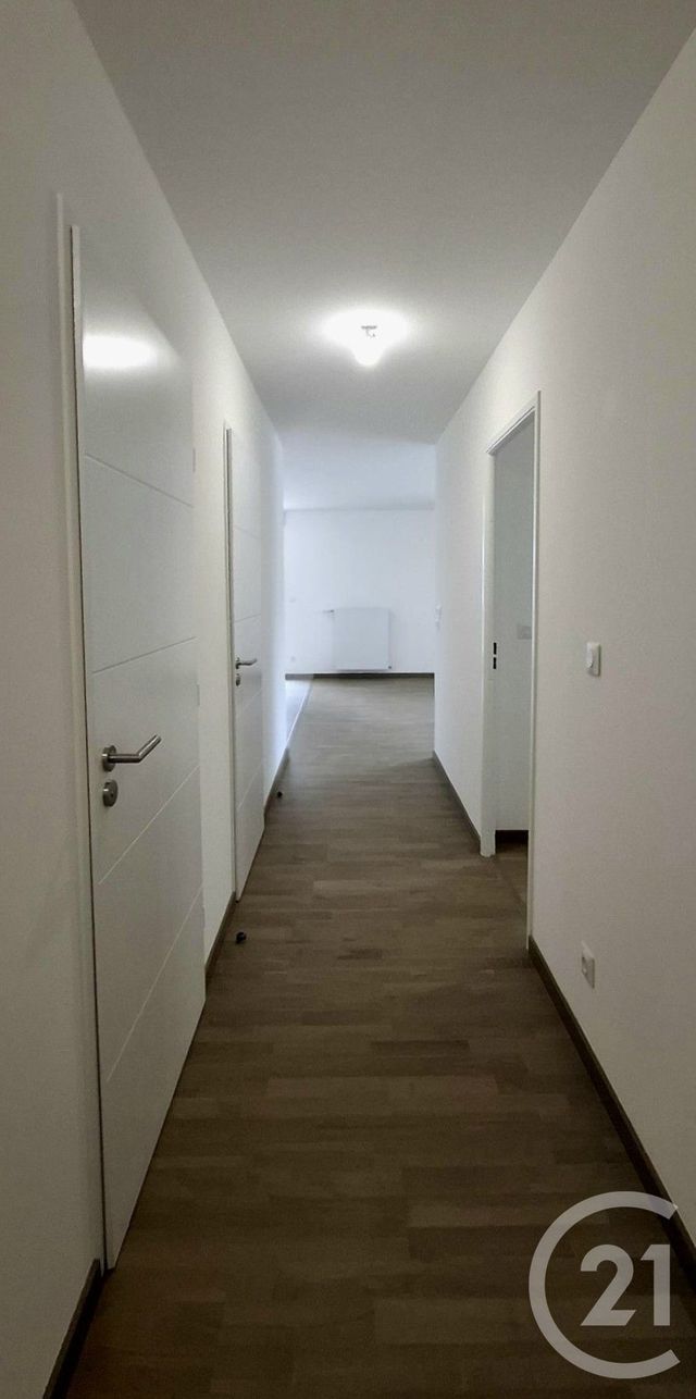 Appartement T3 &agrave; louer - 3 pi&egrave;ces - 64,71 m2 - Chambery - 73 - RHONE-ALPES