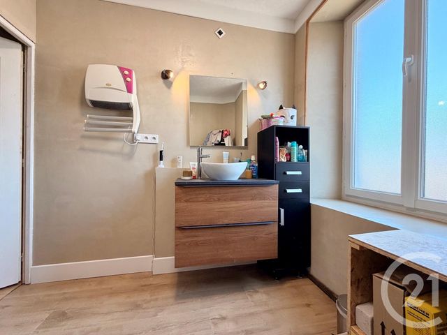 Appartement T4 &agrave; vendre - 4 pi&egrave;ces - 106 m2 - Le Pont De Beauvoisin - 38 - RHONE-ALPES