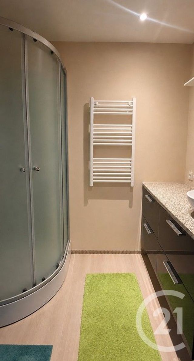 Appartement T3 &agrave; louer - 3 pi&egrave;ces - 59,06 m2 - Chambery - 73 - RHONE-ALPES