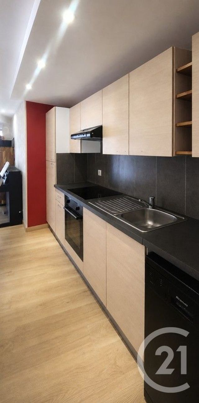 Appartement T3 &agrave; louer - 3 pi&egrave;ces - 59,06 m2 - Chambery - 73 - RHONE-ALPES