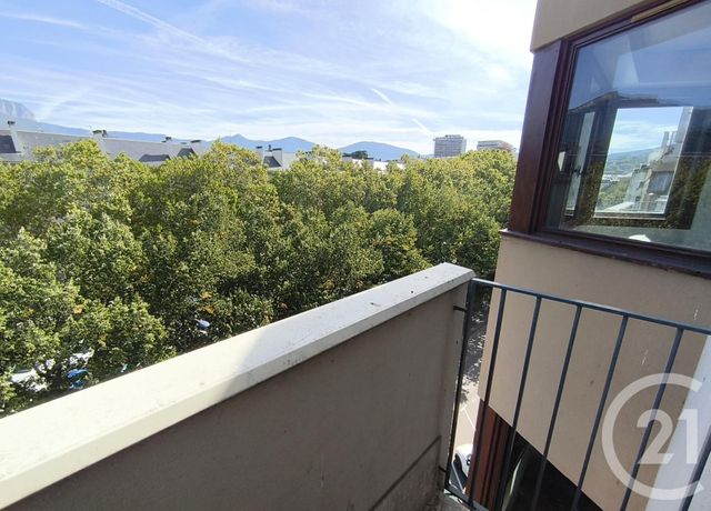 Appartement T1 &agrave; louer - 1 pi&egrave;ce - 35,35 m2 - Chambery - 73 - RHONE-ALPES