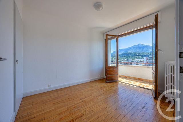 Appartement T2 &agrave; vendre - 2 pi&egrave;ces - 43,31 m2 - Chambery - 73 - RHONE-ALPES