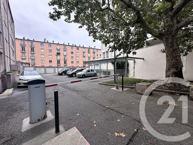 Parking &agrave; vendre - 16,24 m2 - Chambery - 73 - RHONE-ALPES